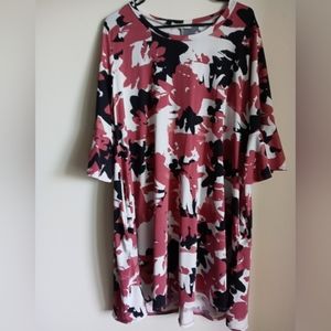 Lily Sky Tunic Size 3X Pockets